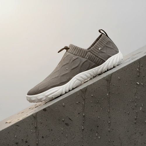 Cloud Walk — lekkie buty wsuwane z szeroką przestrzenią na palce